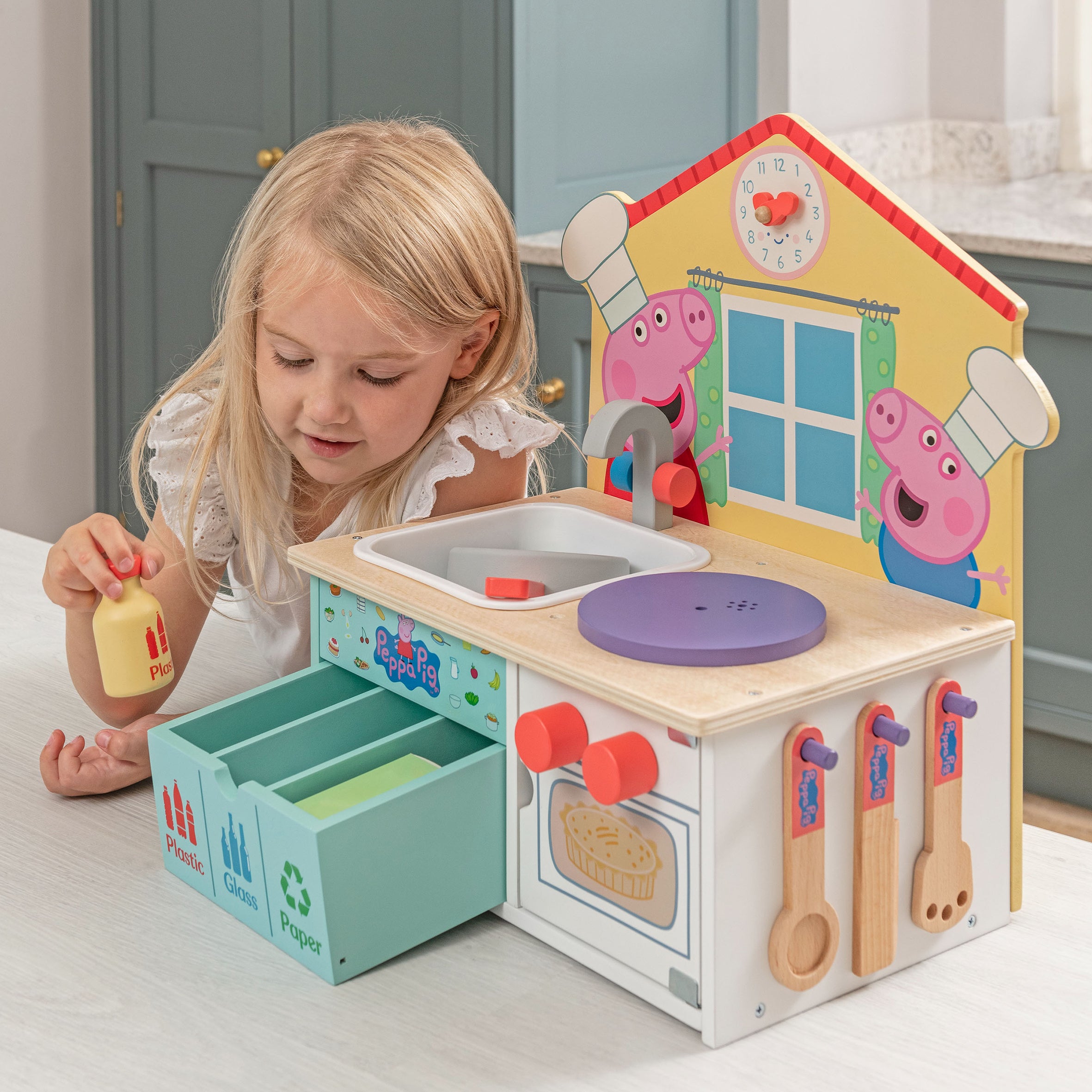 Peppa 2024 play kitchen